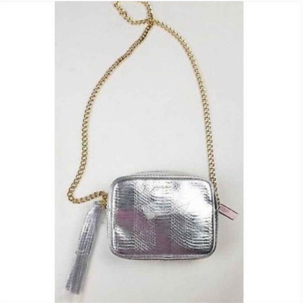 NEW Victoria’s Secret silver purse gold ch…